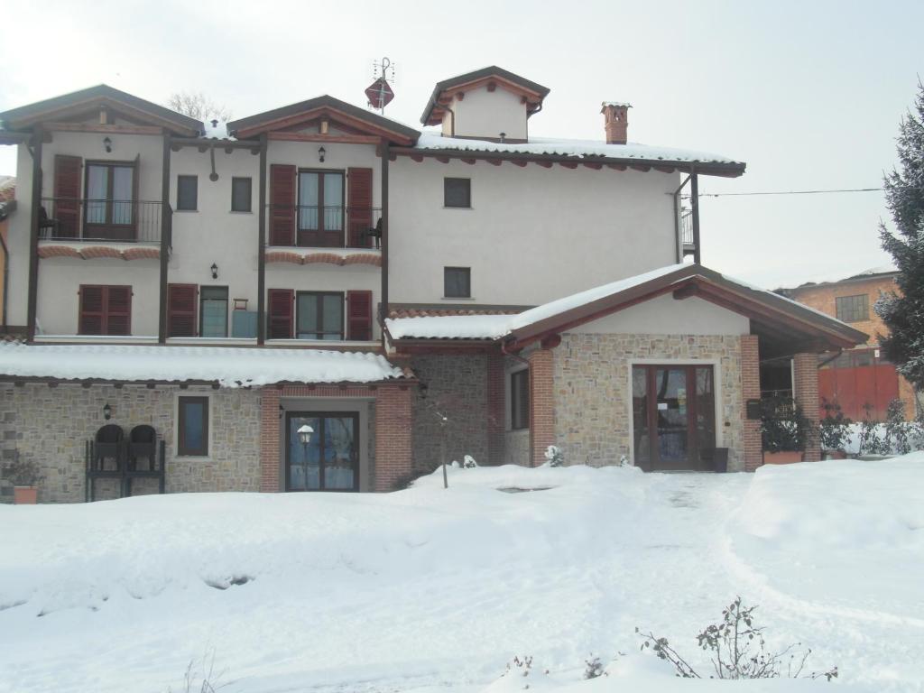 Agriturismo La Dimora Del Contadino Мондові Екстер'єр фото